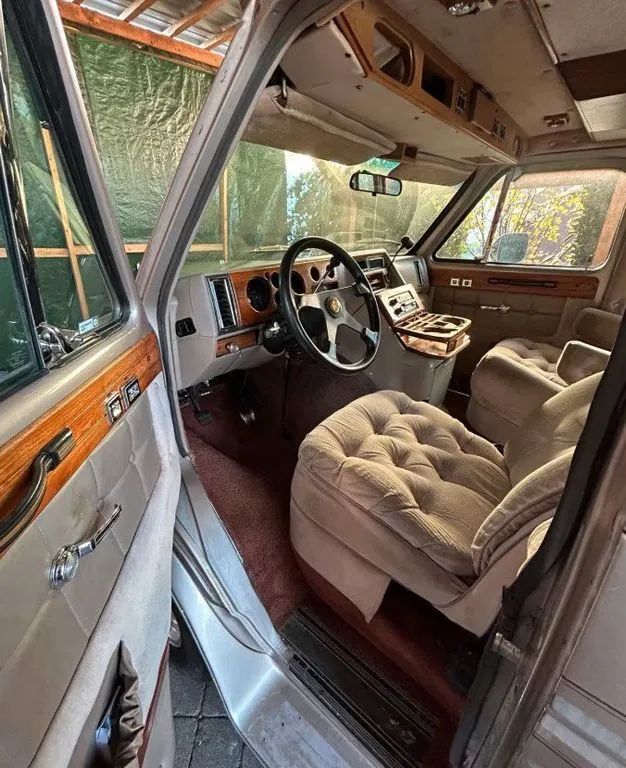 Chevrolet Chevy Van