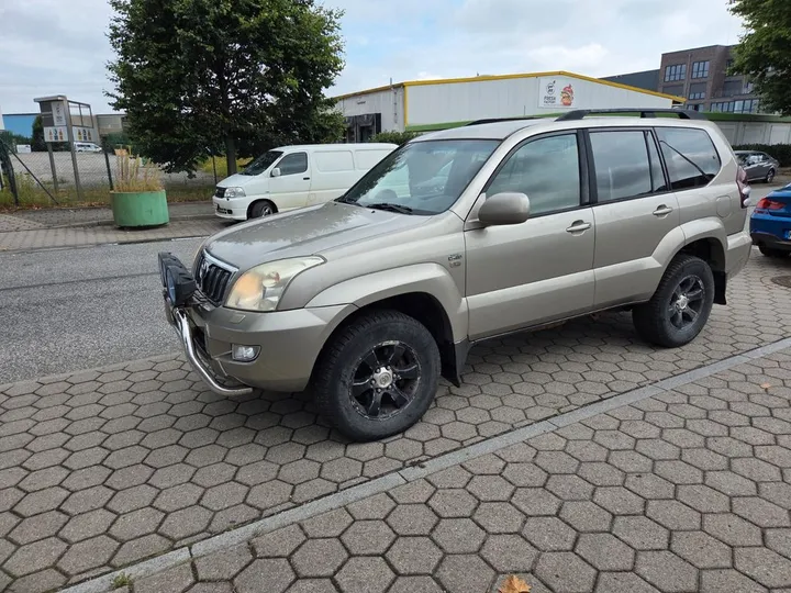Toyota Land Cruiser