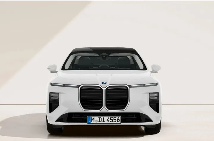 BMW 740