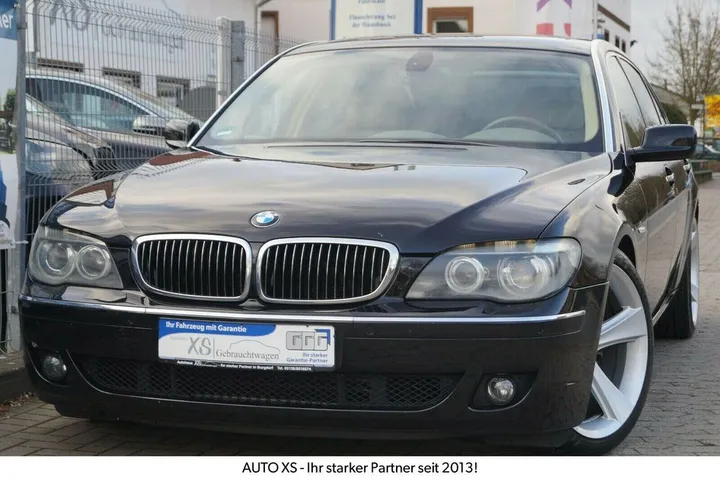 BMW 740