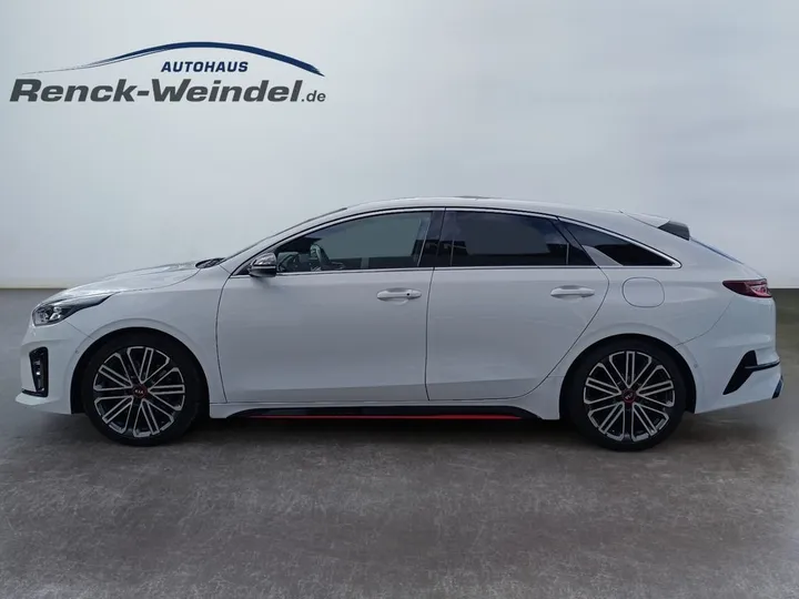 Kia pro cee'd / ProCeed