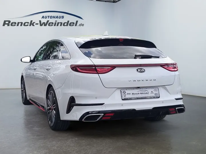 Kia pro cee'd / ProCeed