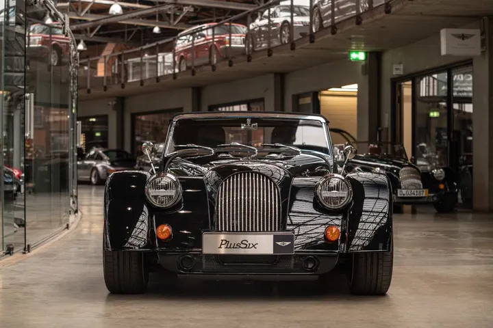 Morgan Plus 6