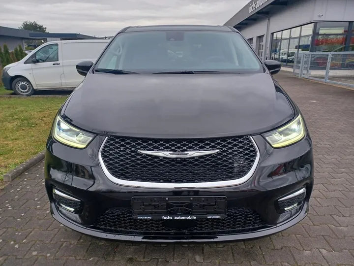 Chrysler Pacifica