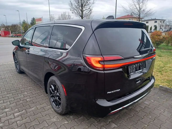 Chrysler Pacifica