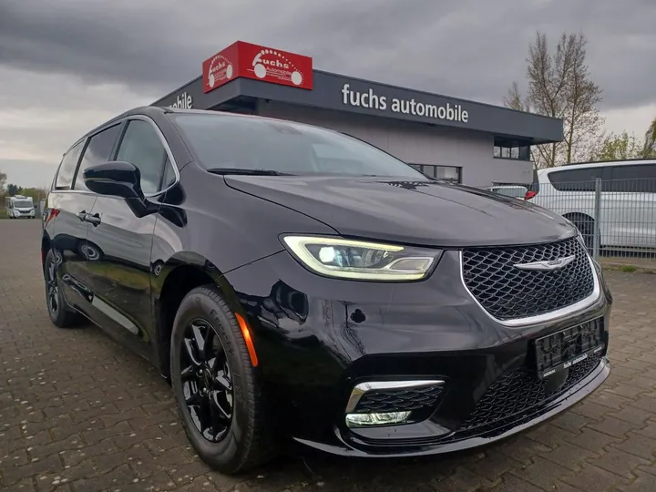 Chrysler Pacifica