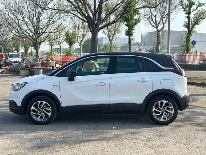 Opel Crossland (X)