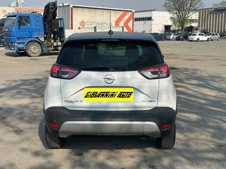 Opel Crossland (X)