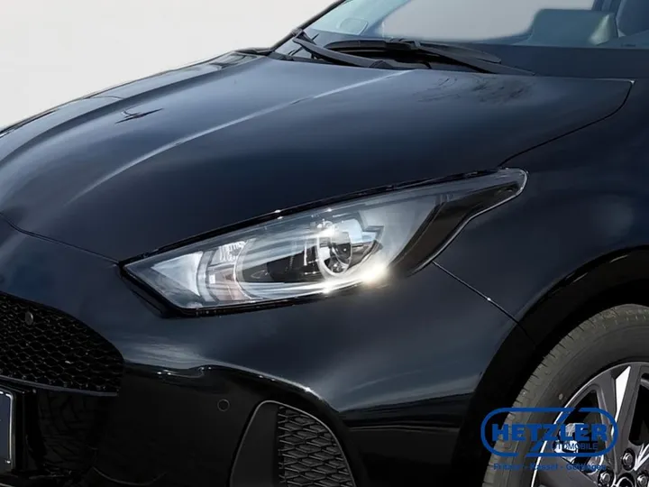 Mazda 2 Hybrid