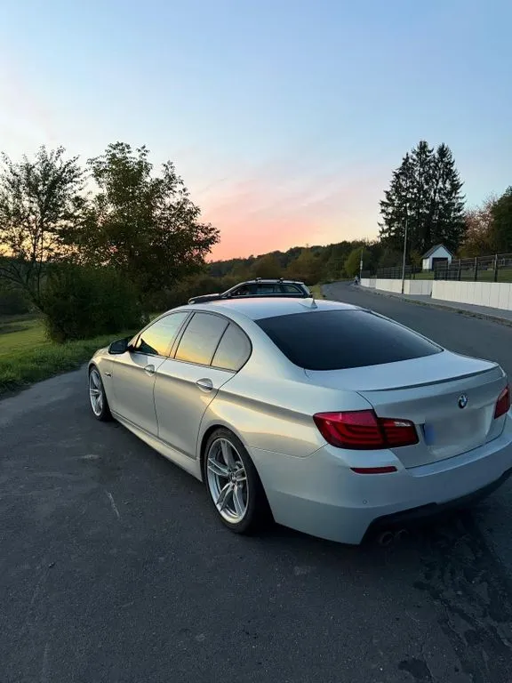 BMW 525