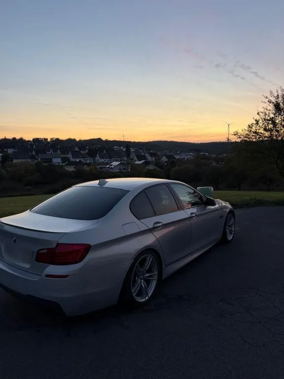 BMW 525