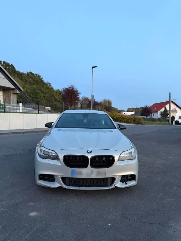 BMW 525