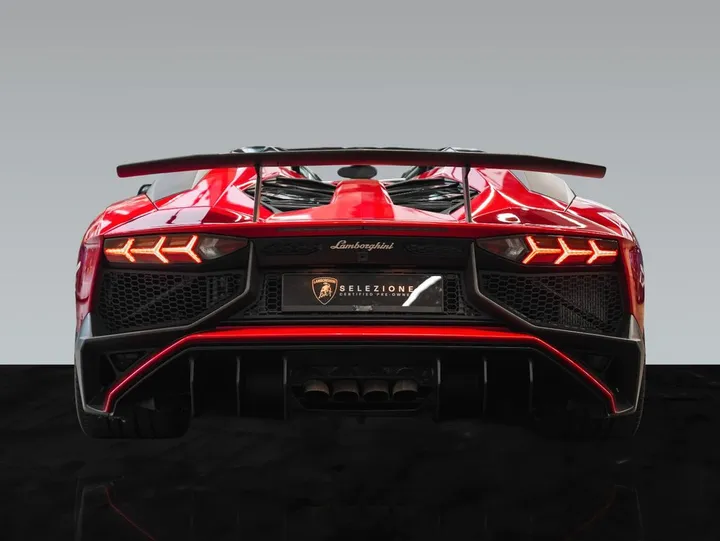 Lamborghini Aventador