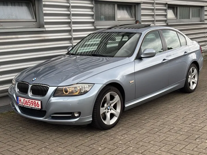 BMW 325