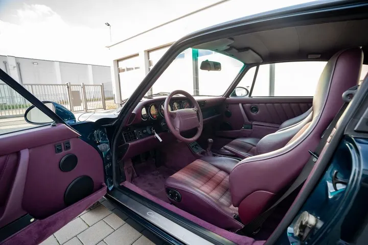 Porsche 964