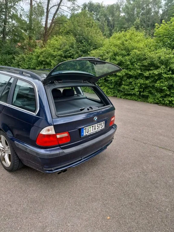 BMW 320