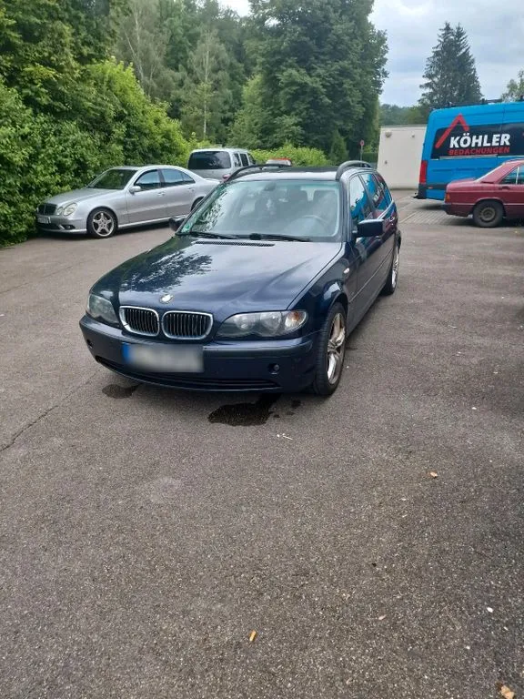 BMW 320