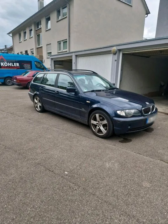 BMW 320