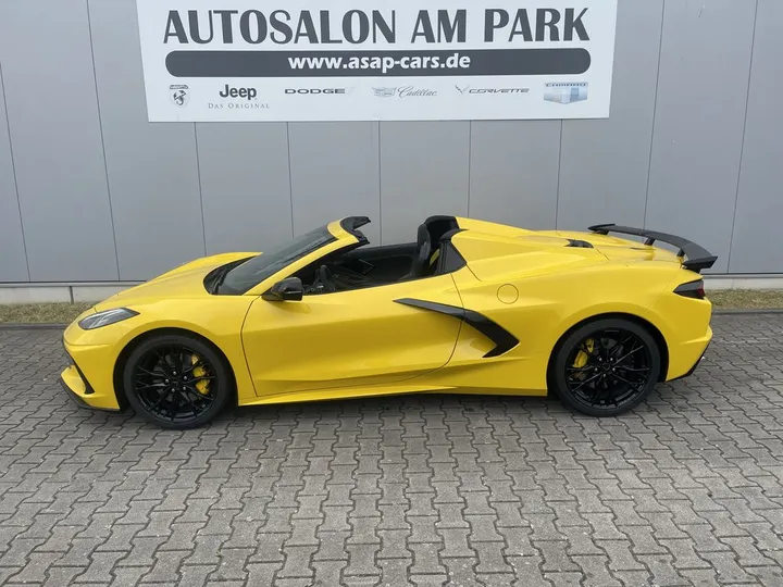 Corvette C8