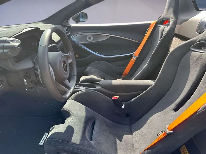 McLaren Artura