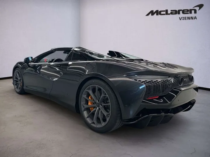 McLaren Artura