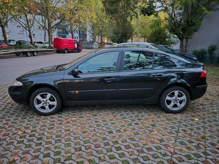 Renault Laguna