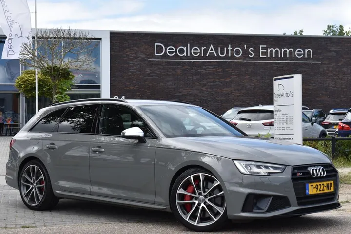 Audi S4