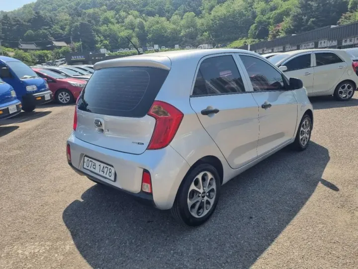 Kia morning