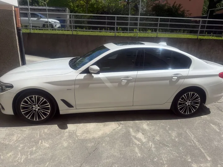 BMW 520