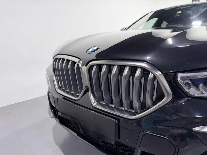 BMW X6 M50