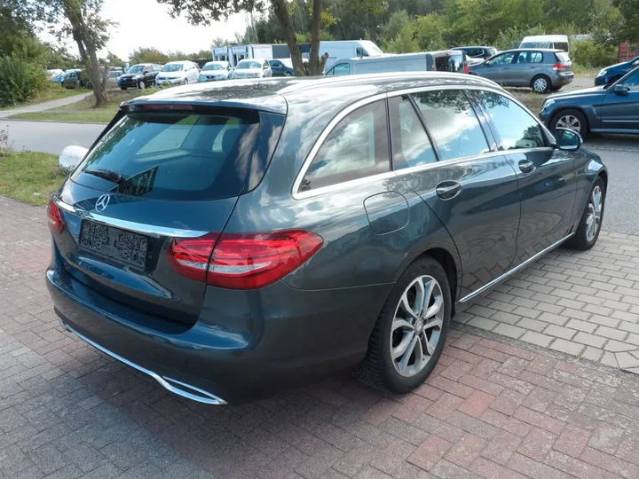 Mercedes-Benz C 200