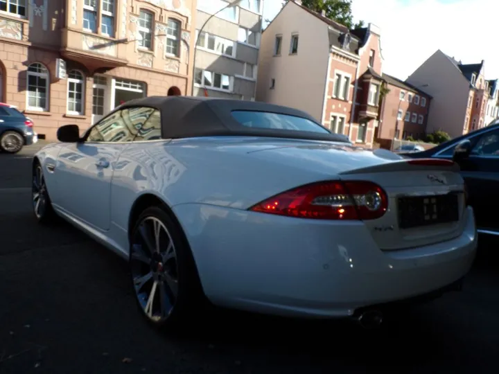 Jaguar XK