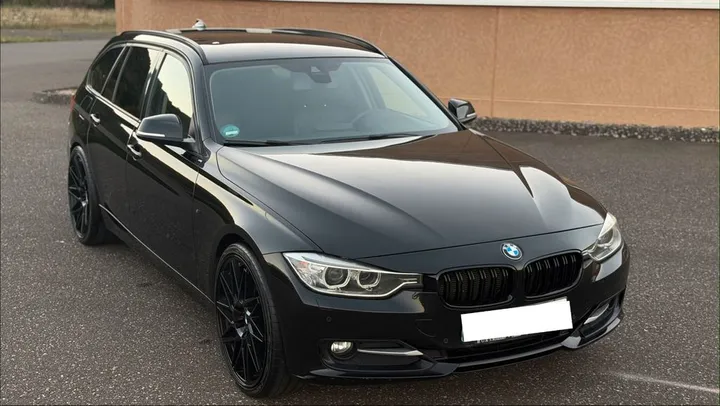 BMW 320