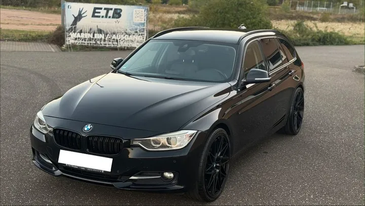 BMW 320