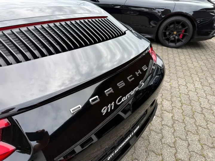 Porsche 991