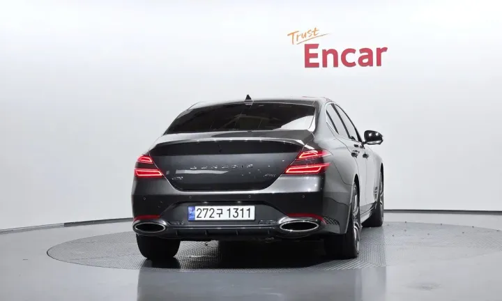 Genesis G70