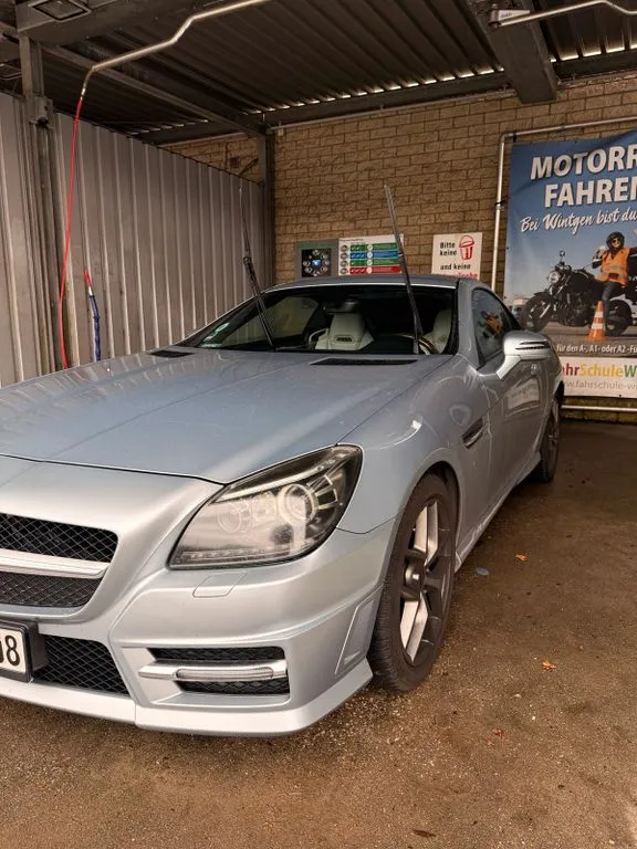 Mercedes-Benz SLK 350