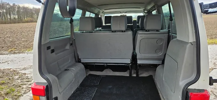 Volkswagen T4 Caravelle