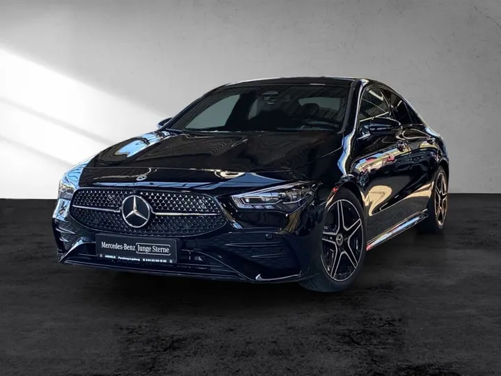 Mercedes-Benz CLA 200