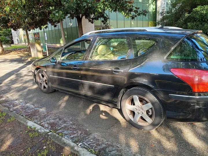 Peugeot 407