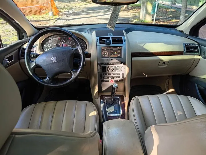 Peugeot 407