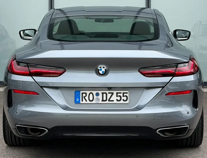 BMW 840