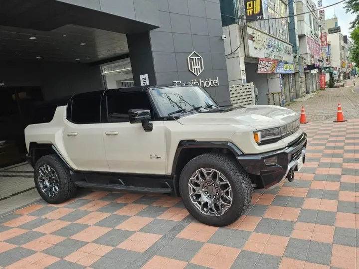 GMC Hummer EV