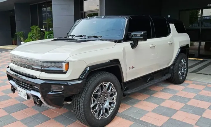 GMC Hummer EV