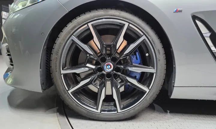 BMW 8-Series