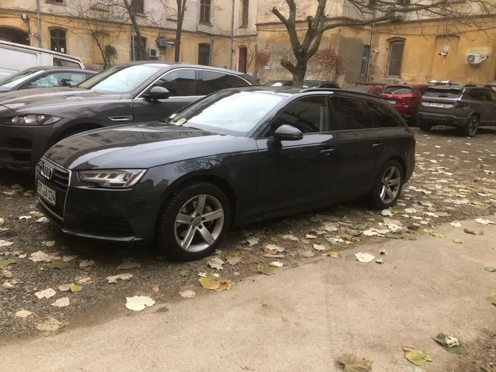 Audi A4