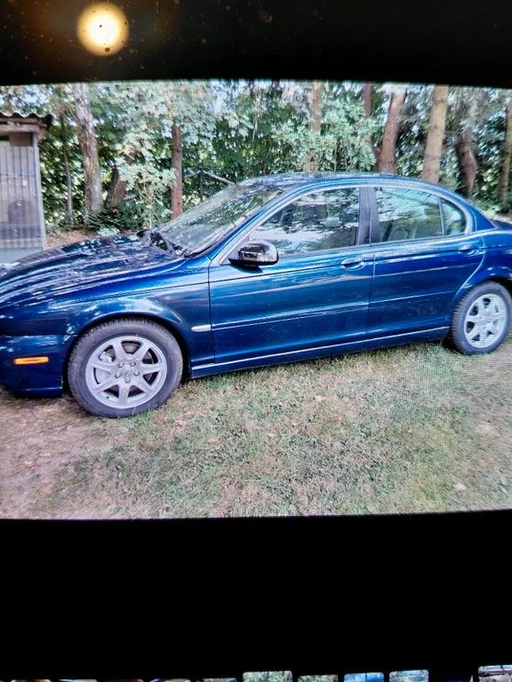 Jaguar X-Type