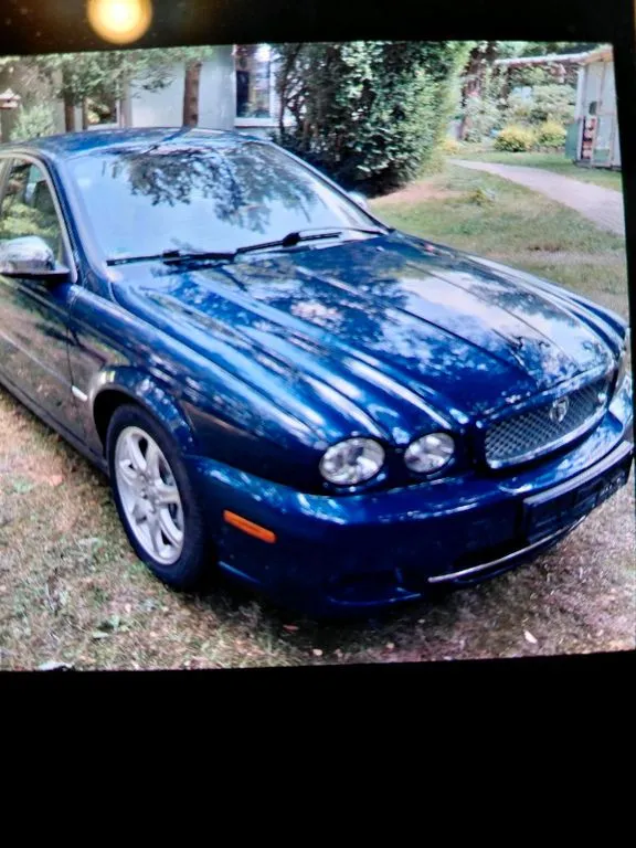 Jaguar X-Type