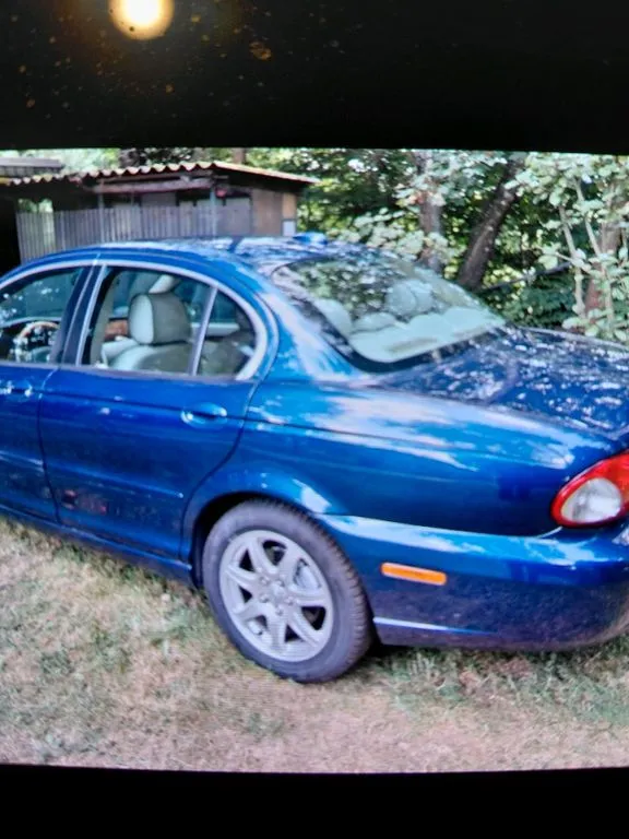 Jaguar X-Type