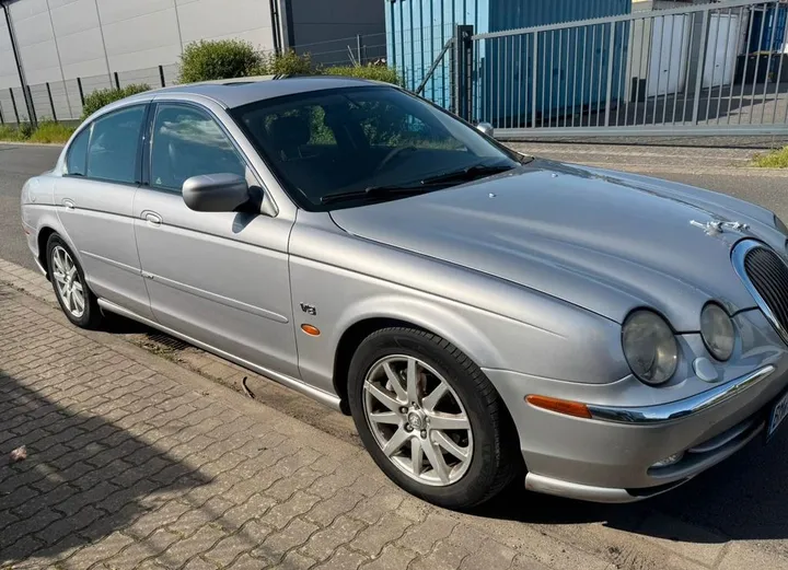 Jaguar S-Type